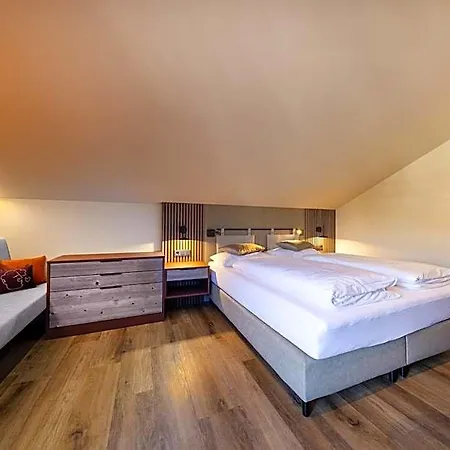 People's Hotel 3*