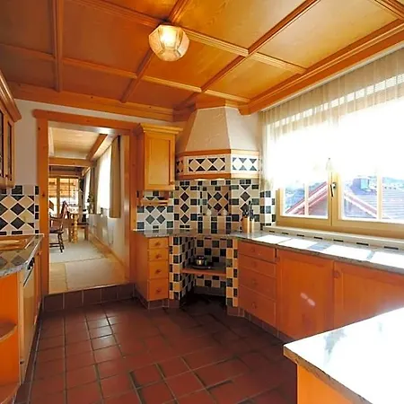 People's Hotel
