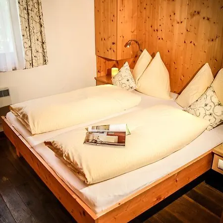 People's Hotel 3*