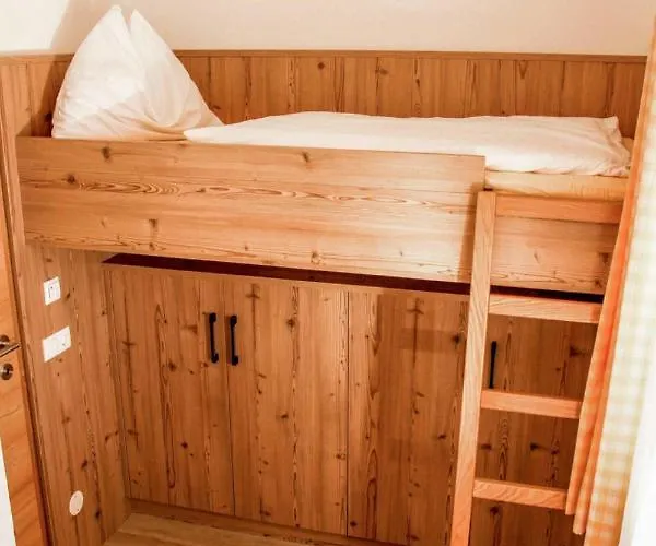 Ξενοδοχείο People's 3*