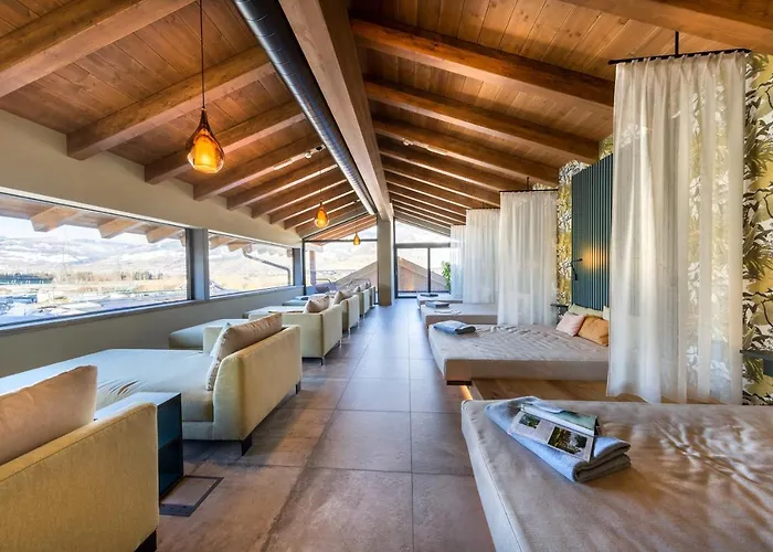 Ξενοδοχείο People's