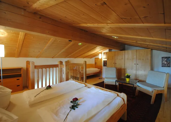 People's Ξενοδοχείο